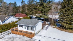 17 Rue Jean-Baptiste-Drolet Sainte-Catherine-De-La-Jacques-Cartier, QC G3N 0S9