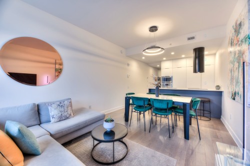 Living Room - 1405-1 Boul. De Maisonneuve O., Montréal (Ville-Marie), QC - Indoor