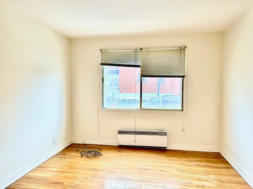 Living Room - 2530 Rue De Beaujeu, Montréal (Villeray/Saint-Michel/Parc-Extension), QC - Indoor Photo Showing Other Room
