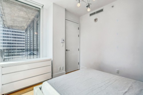 Bedroom - 2404-1188 Av. Union, Montréal (Ville-Marie), QC - Indoor Photo Showing Bedroom