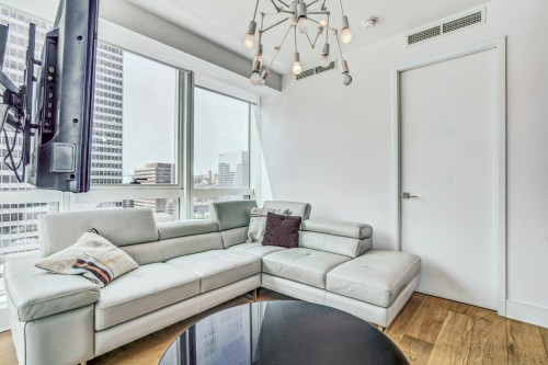 Living Room - 2404-1188 Av. Union, Montréal (Ville-Marie), QC - Indoor Photo Showing Living Room