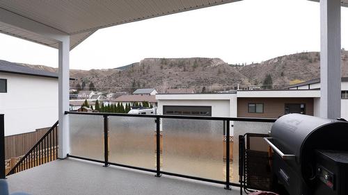 2535 Sunset Drive, Kamloops, BC - Outdoor With Exterior