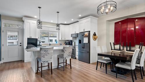 2535 Sunset Drive, Kamloops, BC - Indoor