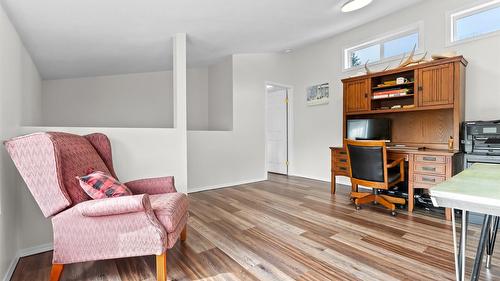 3955 46Th Street, Creston, BC - Indoor Photo Showing Other Room