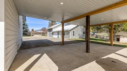 3955 46Th Street, Creston, BC - Outdoor