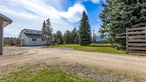 3955 46Th Street, Creston, BC - Outdoor