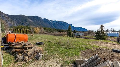 3955 46Th Street, Creston, BC - Outdoor With View
