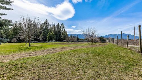 3955 46Th Street, Creston, BC - Outdoor With View