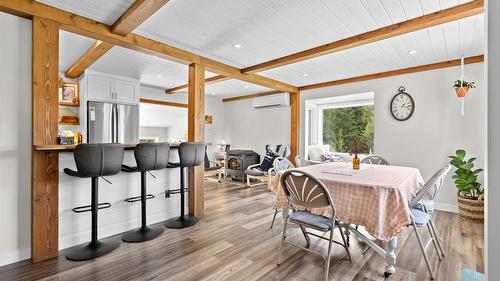 3955 46Th Street, Creston, BC - Indoor Photo Showing Dining Room