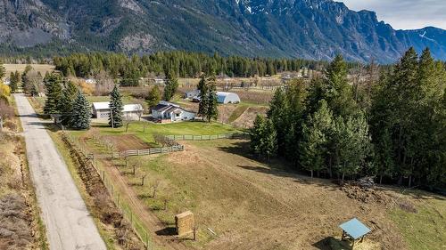 3955 46Th Street, Creston, BC - Outdoor With View