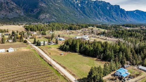 3955 46Th Street, Creston, BC - Outdoor With View