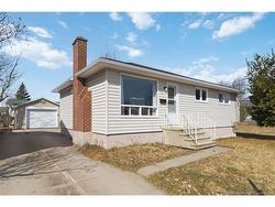 206 McKenzie AVE Moncton, NB E1C 7Z3