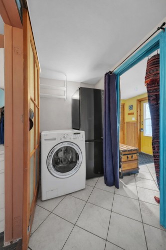 Salle de lavage - 97 Rue Principale N., Sutton, QC - Indoor Photo Showing Laundry Room