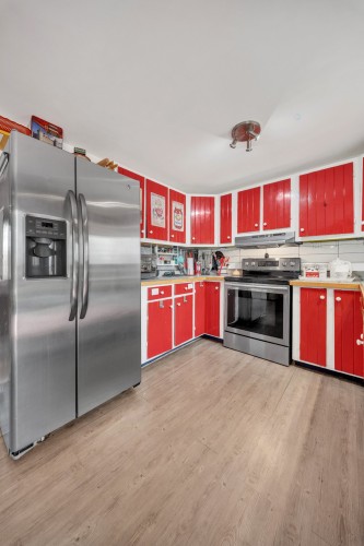 Cuisine - 97 Rue Principale N., Sutton, QC - Indoor Photo Showing Kitchen