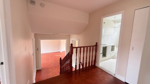 Hall d'entrée/Vestibule - 7 Rue Tremayne, Dollard-Des-Ormeaux, QC - Indoor Photo Showing Other Room