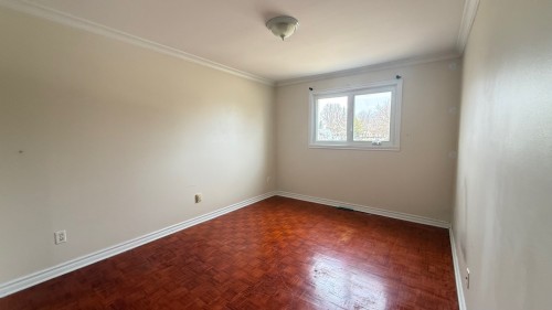 Chambre à coucher - 7 Rue Tremayne, Dollard-Des-Ormeaux, QC - Indoor Photo Showing Other Room