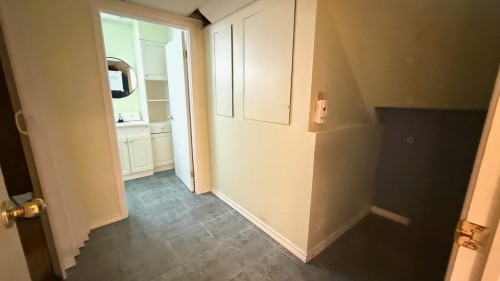 Hall d'entrée/Vestibule - 7 Rue Tremayne, Dollard-Des-Ormeaux, QC - Indoor Photo Showing Other Room