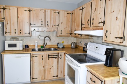 Cuisine - 478 Rue Sylvio, Drummondville, QC - Indoor Photo Showing Kitchen With Double Sink