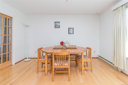 9975 Victoria Rd, Chemainus, BC - Indoor Photo Showing Dining Room