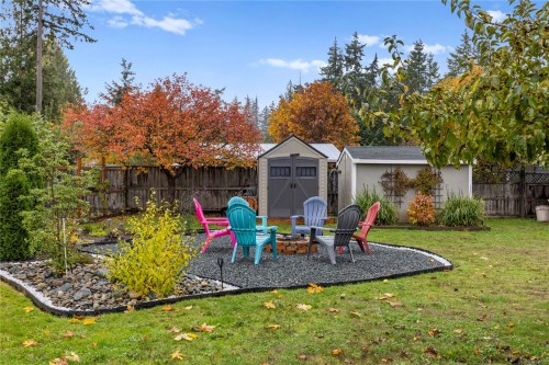 2920 Marshall Rd, Qualicum Beach, BC 