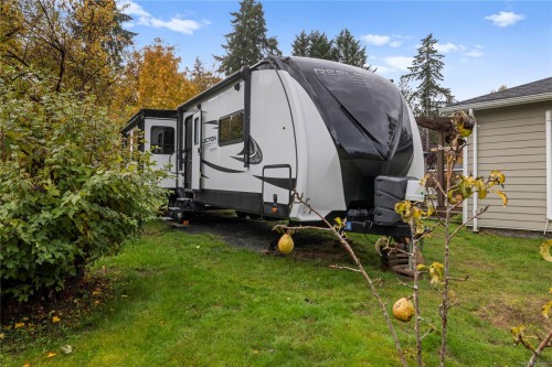 2920 Marshall Rd, Qualicum Beach, BC 