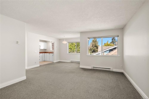 10007 Third St, Sidney, BC 