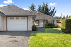 18-850 Arbutus St Qualicum Beach, BC V9K 2M7