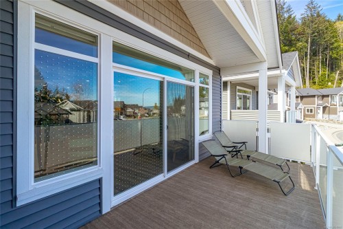 944 Craig Rd, Ladysmith, BC 