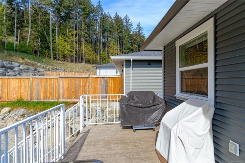 944 Craig Rd, Ladysmith, BC 