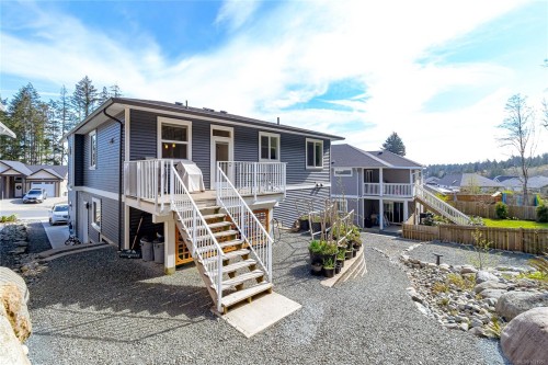 944 Craig Rd, Ladysmith, BC 