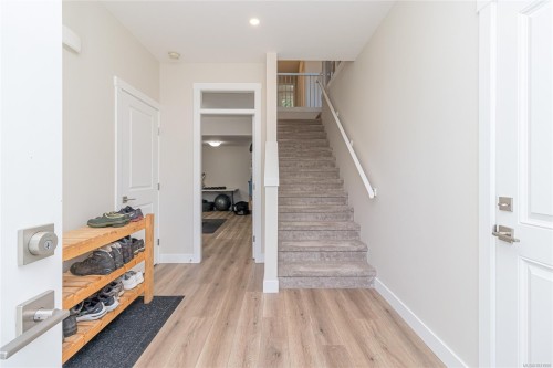 944 Craig Rd, Ladysmith, BC 