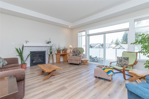 944 Craig Rd, Ladysmith, BC 