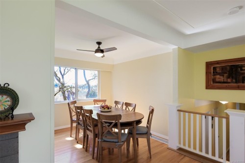 967 Ridgeway St, Saanich, BC 
