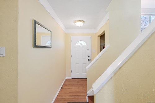 967 Ridgeway St, Saanich, BC 