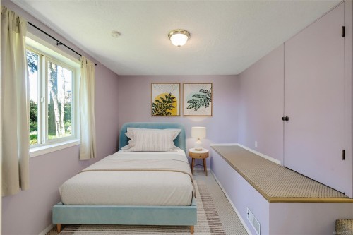 967 Ridgeway St, Saanich, BC 