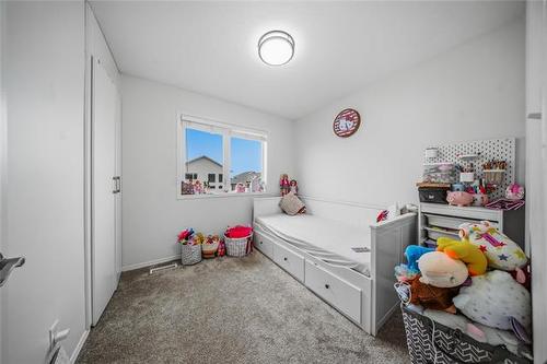 18 Moldan Bay, Winnipeg, MB 