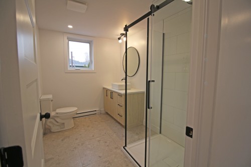 Salle de bains - 491 Boul. Nilus-Leclerc, L'Islet, QC - Indoor Photo Showing Bathroom