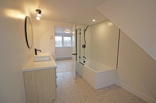 Salle de bains - 491 Boul. Nilus-Leclerc, L'Islet, QC - Indoor