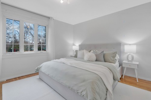 Chambre à coucher principale - 80 Av. De Breslay, Pointe-Claire, QC - Indoor Photo Showing Bedroom