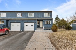 35 Rue Pierre-Paul-Demaray Saint-Jean-Sur-Richelieu, QC J2W 1T6