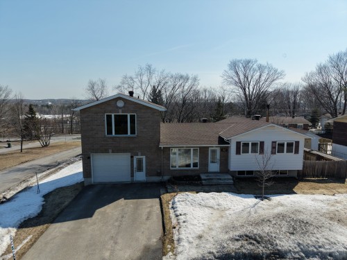 Façade - 917 Rue Éva, Saint-Jérôme, QC - Outdoor With Facade