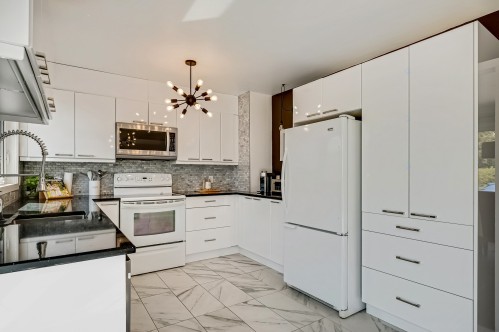 Cuisine - 917 Rue Éva, Saint-Jérôme, QC - Indoor Photo Showing Kitchen