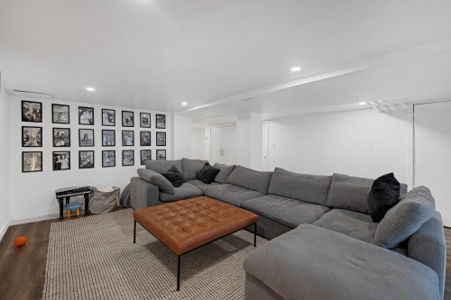 Salle familiale - 34 Av. Courcelette, Montréal (Outremont), QC - Indoor Photo Showing Living Room