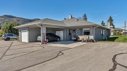 15-11121 Scott Street Summerland, BC V0H 1Z0