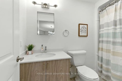 Model-98 Moore Street, St. Thomas, ON - Indoor Photo Showing Bathroom