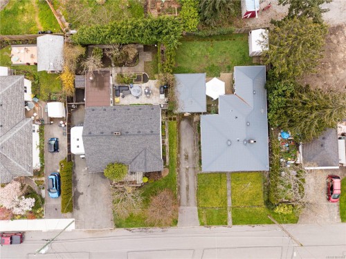 1661/1663 Freeman Ave, Saanich, BC 