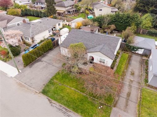 1661/1663 Freeman Ave, Saanich, BC 