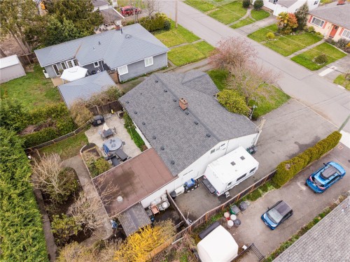 1661/1663 Freeman Ave, Saanich, BC 