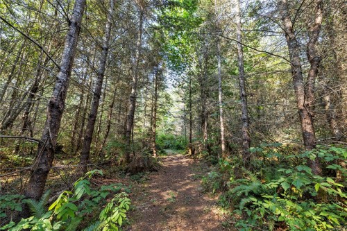 440 Gilbert Rd, Qualicum Beach, BC 