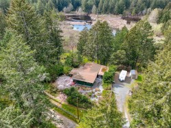 2800 Herbate Rd View Royal, BC V9B 6J7